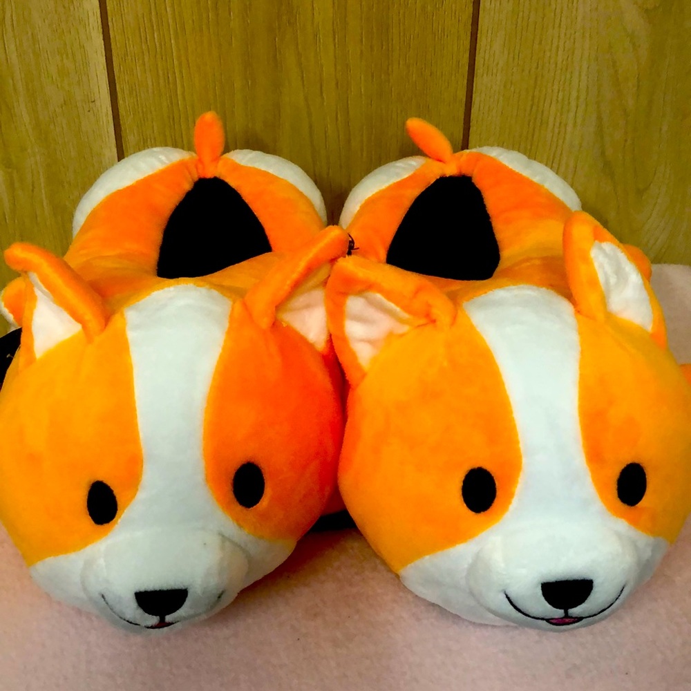 Brand new Plush Corgi 3D in size M